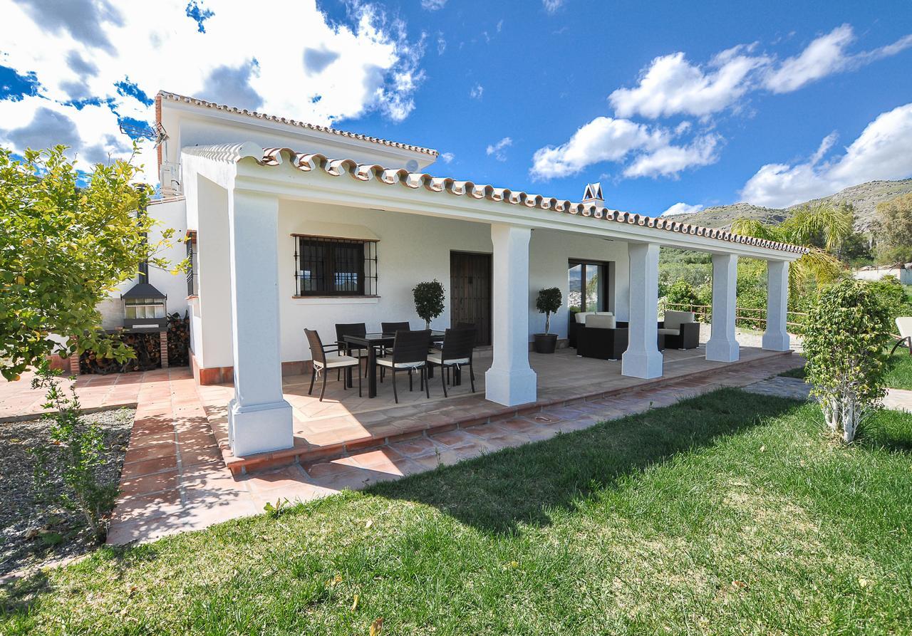 El Capricho Villa Rural Caminito Del Rey 알로라 외부 사진