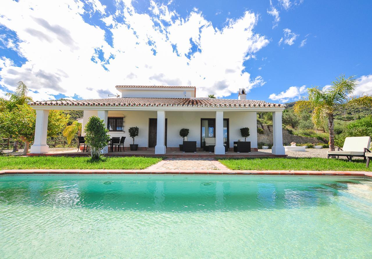 El Capricho Villa Rural Caminito Del Rey 알로라 외부 사진